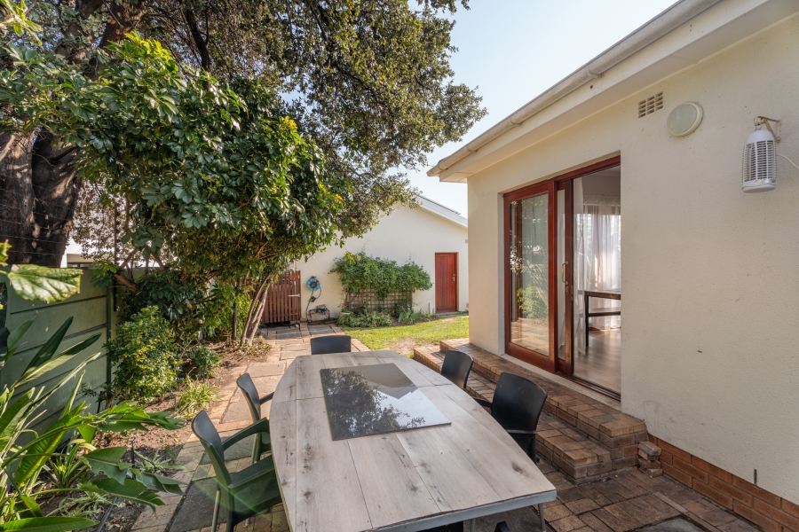 3 Bedroom Property for Sale in Roundhay Western Cape